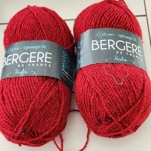 Bergere de France Red Yarn
